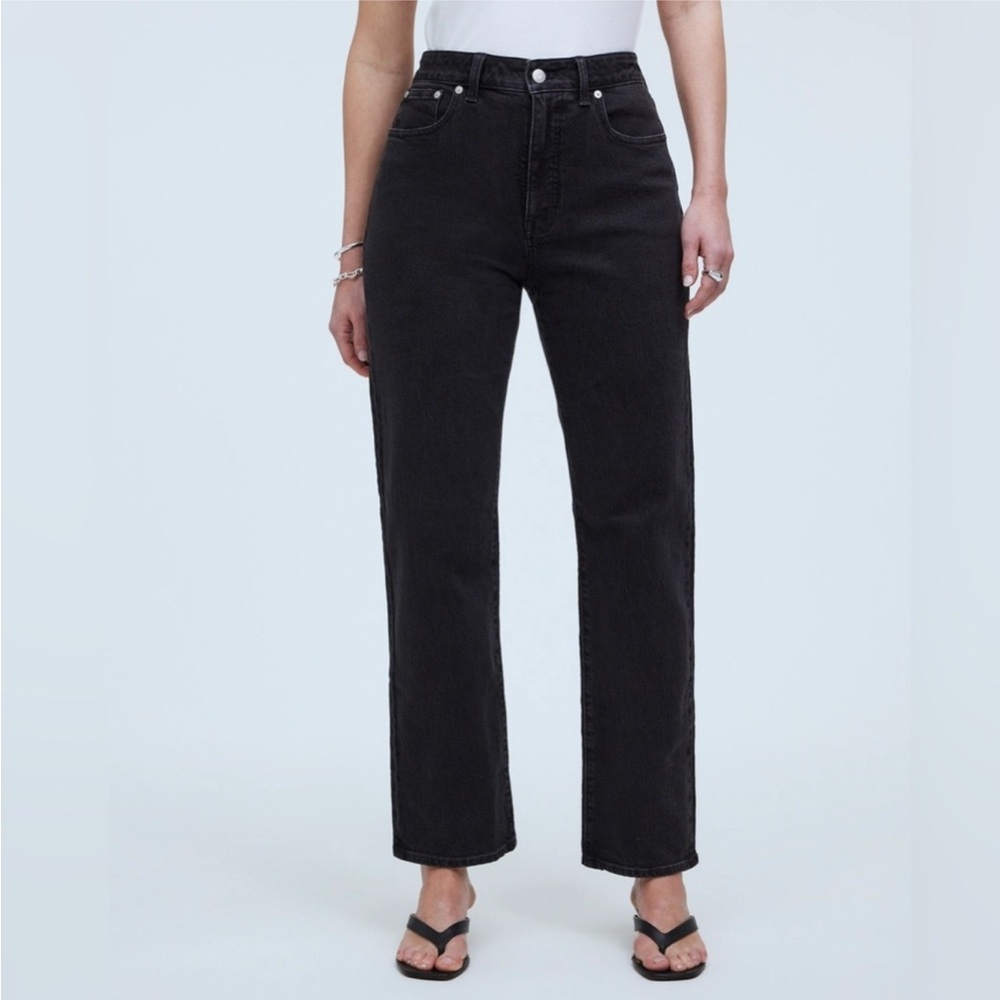 Madewell Curvy Straight Jean in Belmere Wash